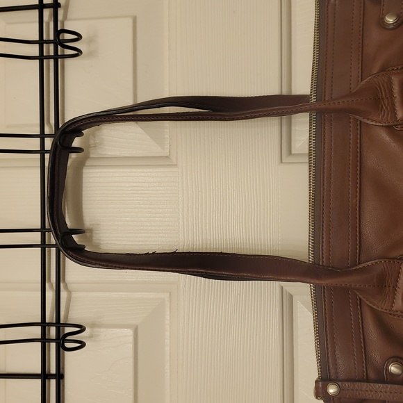 B. Makowsky Handbag - Picture 2 of 10